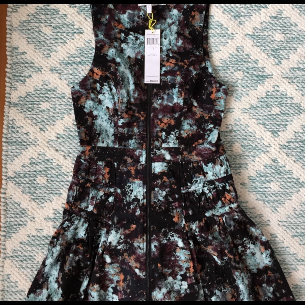 🌸BCBGeneration Skater Dress